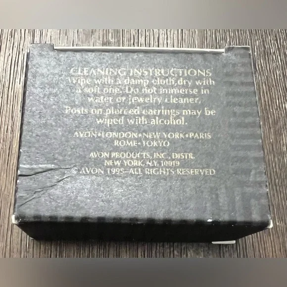 Vintage Avon #1 Babysitter Tac Pin Brooch w/ Rhinestones Gold Tone with box - Picture 4 of 7